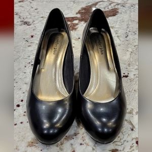 Comfort Plus by Predictions Black Heels
